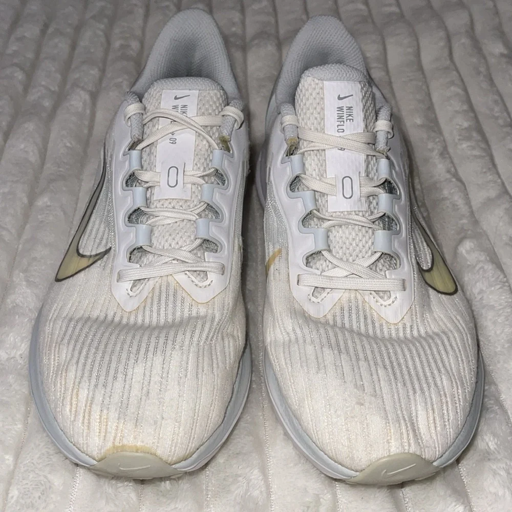 Nike Winflo 9 Running | Size 10 Women
